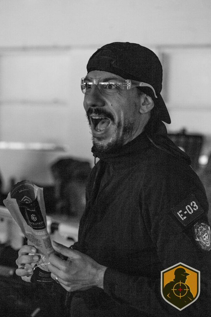 FugitivoTac_AirW_Partida1-16