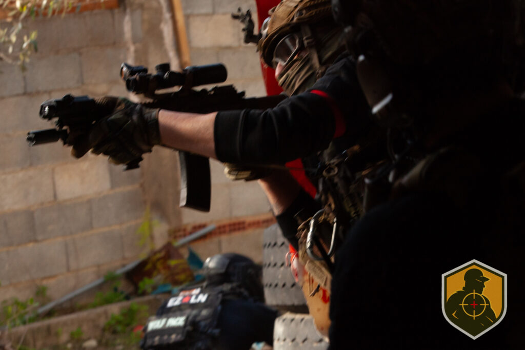 FugitivoTac_AirW_Partida1-174