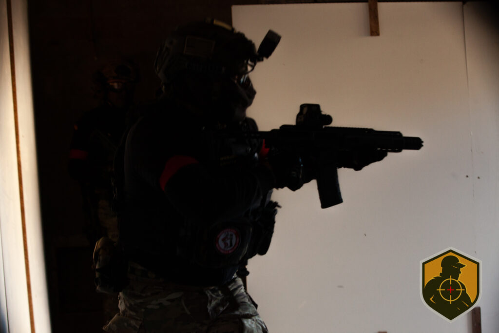 FugitivoTac_AirW_Partida1-187