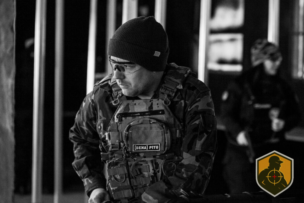 FugitivoTac_AirW_Partida1-28