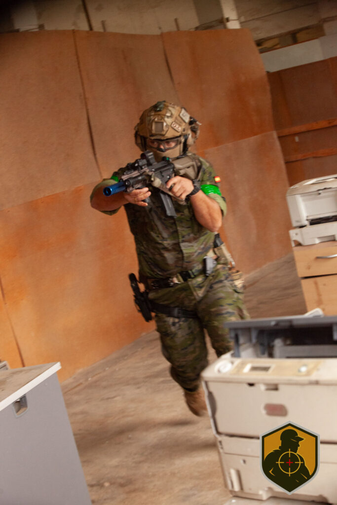 FugitivoTactico_CQBbarracones-Speed-100