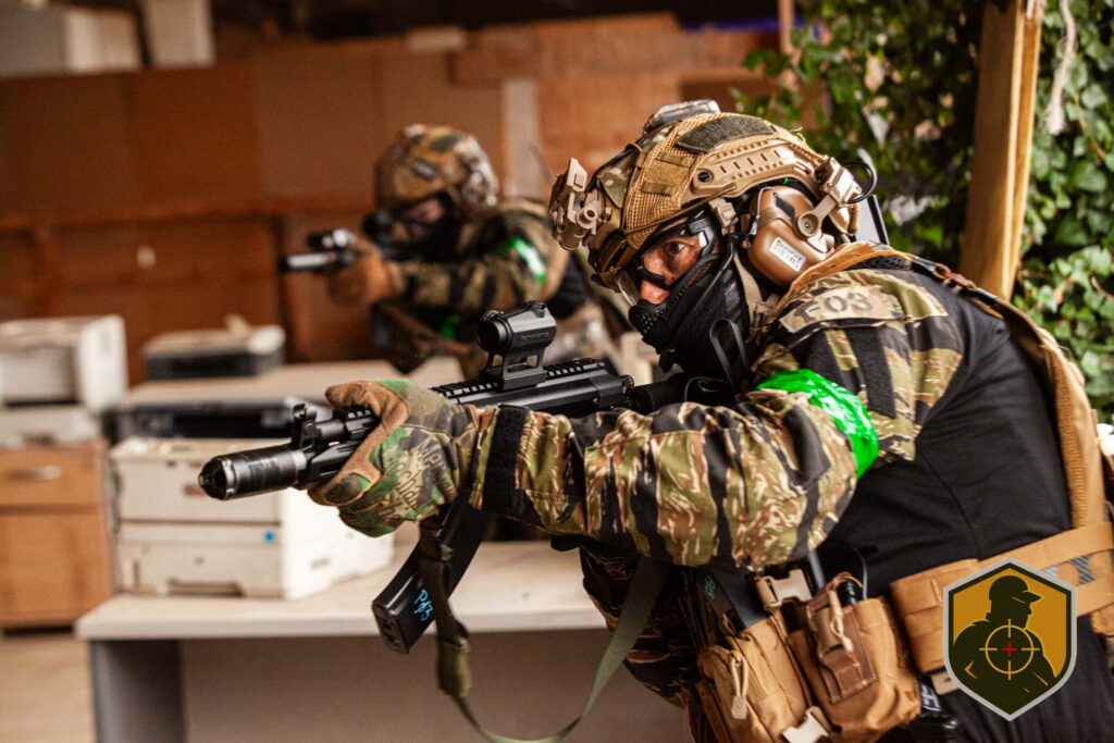 FugitivoTactico_CQBbarracones-Speed-108