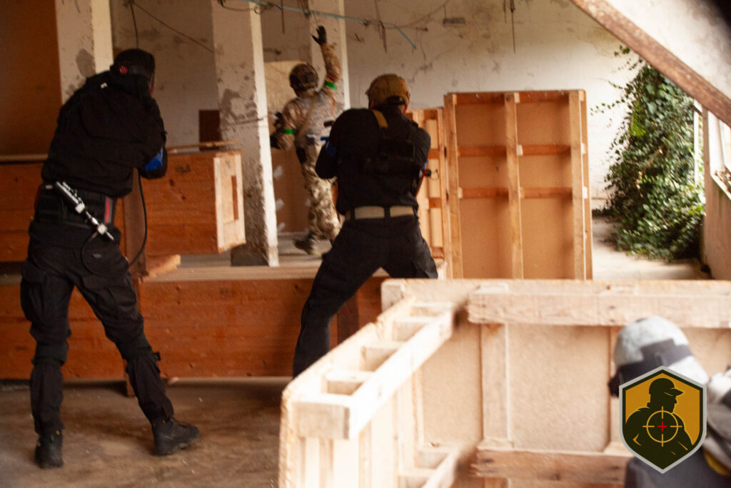 FugitivoTactico_CQBbarracones-Speed-118