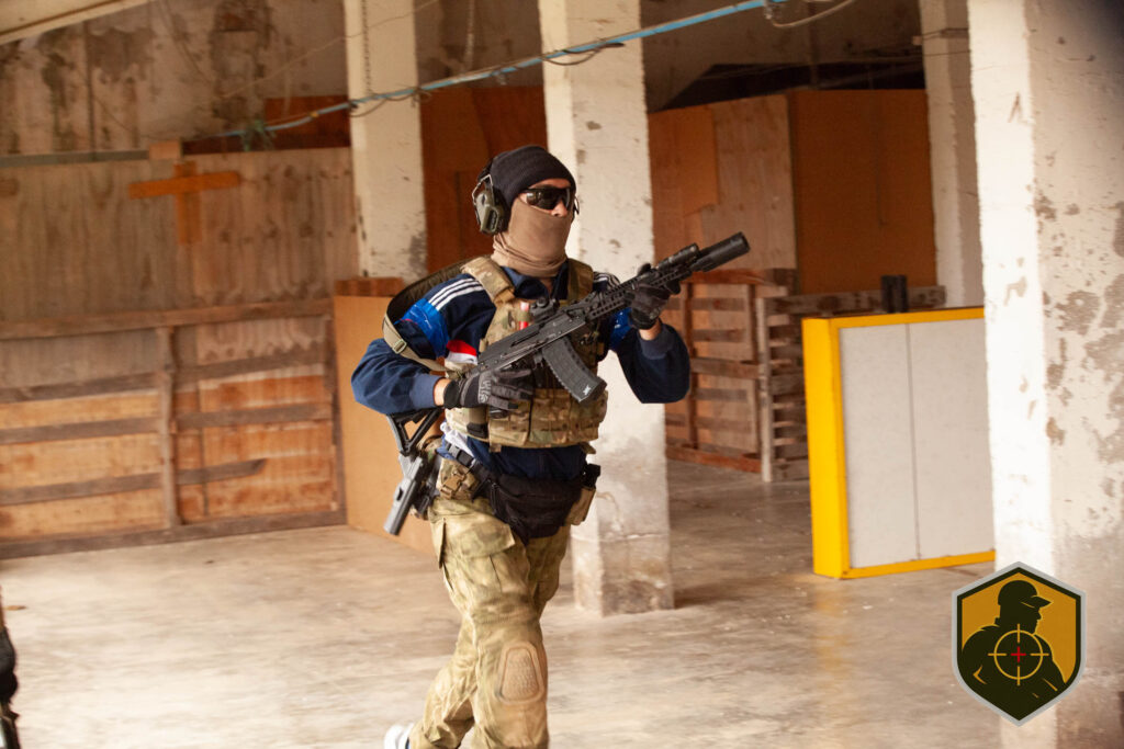 FugitivoTactico_CQBbarracones-Speed-120