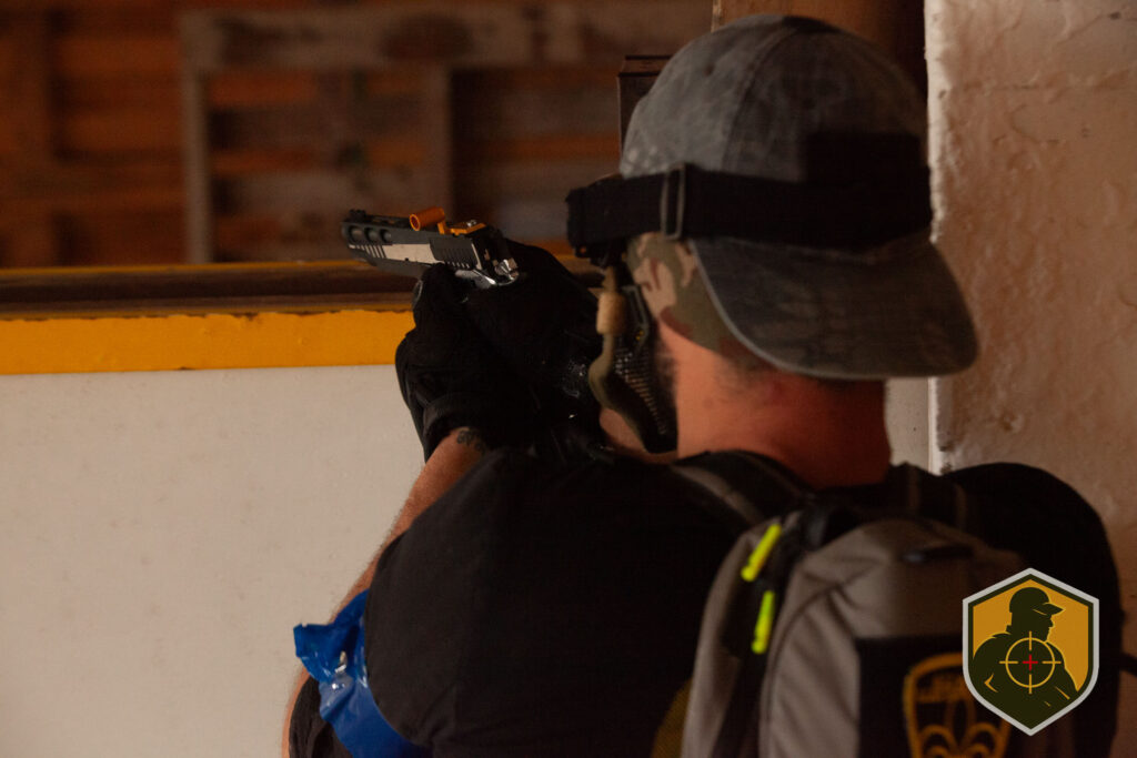 FugitivoTactico_CQBbarracones-Speed-125