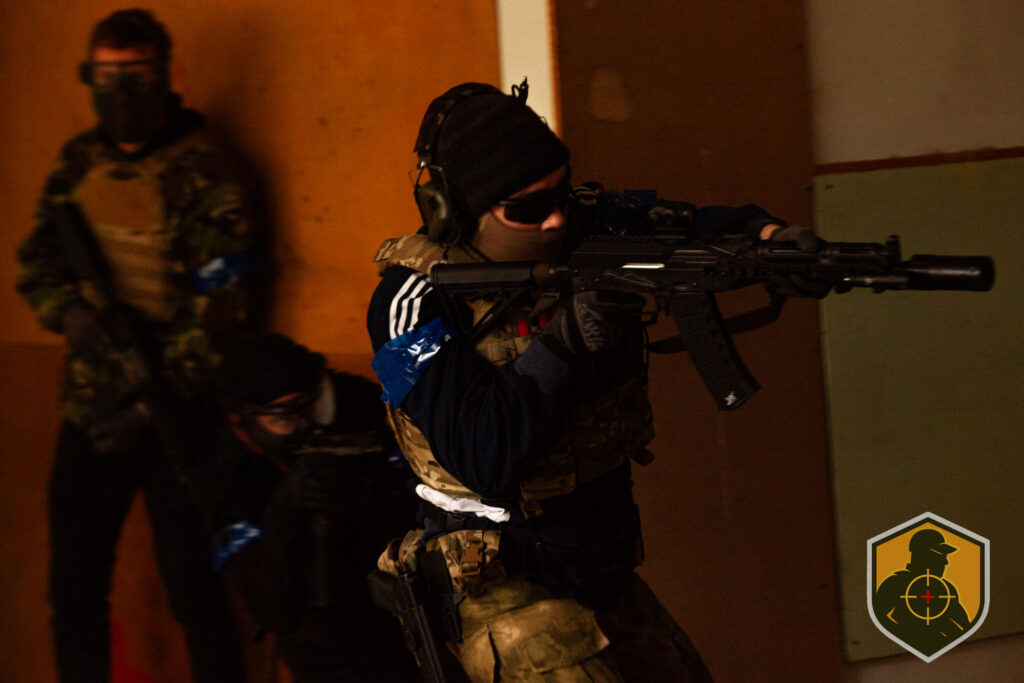 FugitivoTactico_CQBbarracones-Speed-143