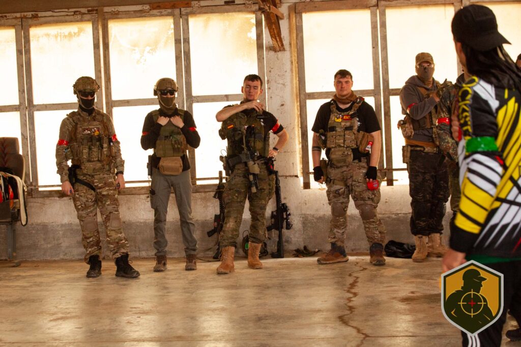 FugitivoTactico_CQBbarracones-Speed-175