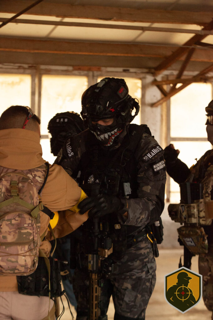 FugitivoTactico_CQBbarracones-Speed-63