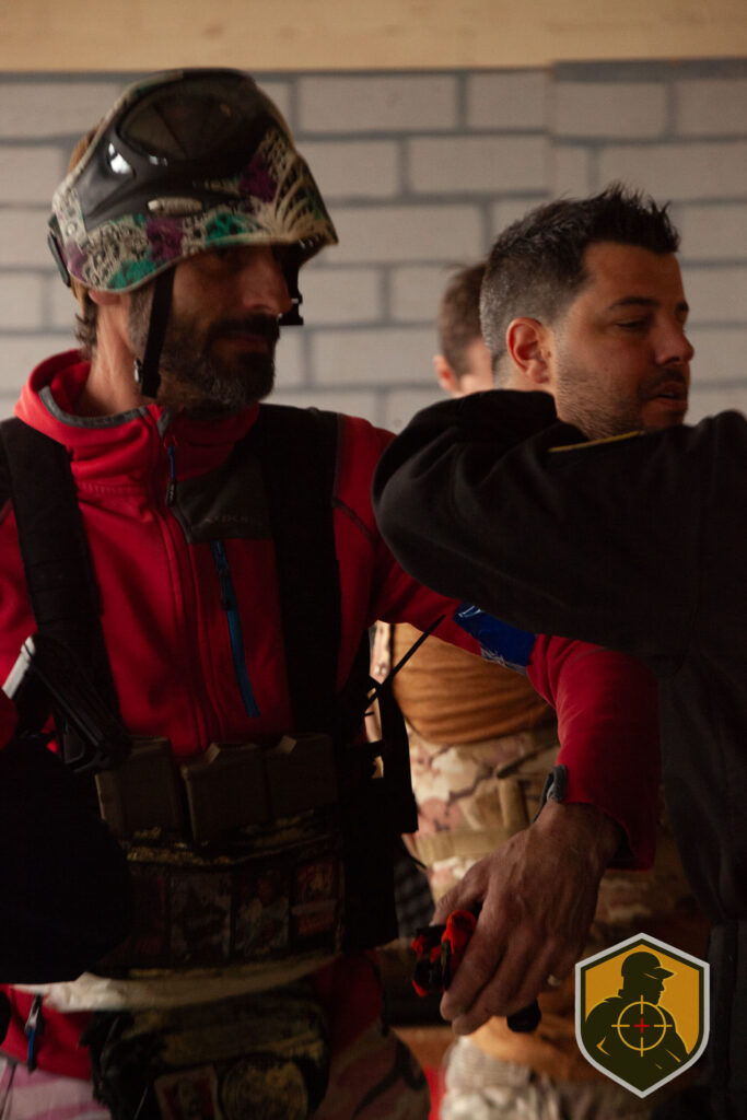 FugitivoTactico_CQBbarracones-Speed-70