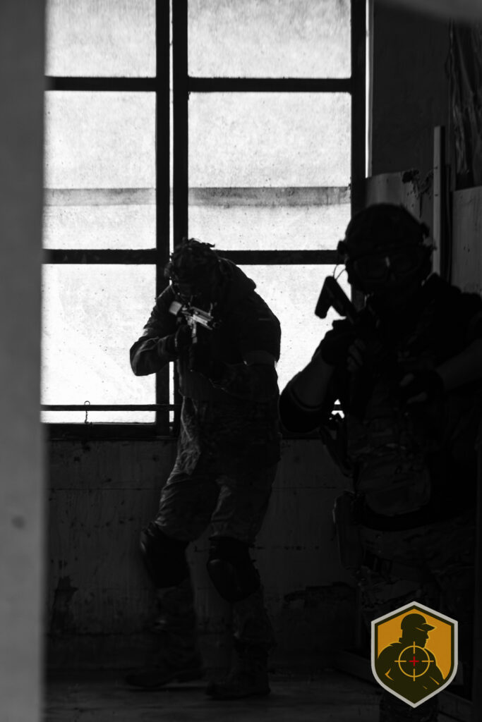 FugitivoTactico_CQBbarracones-Speed-90