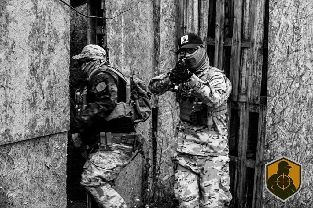 FugitivoTactico_Elysum_Mujeres-30