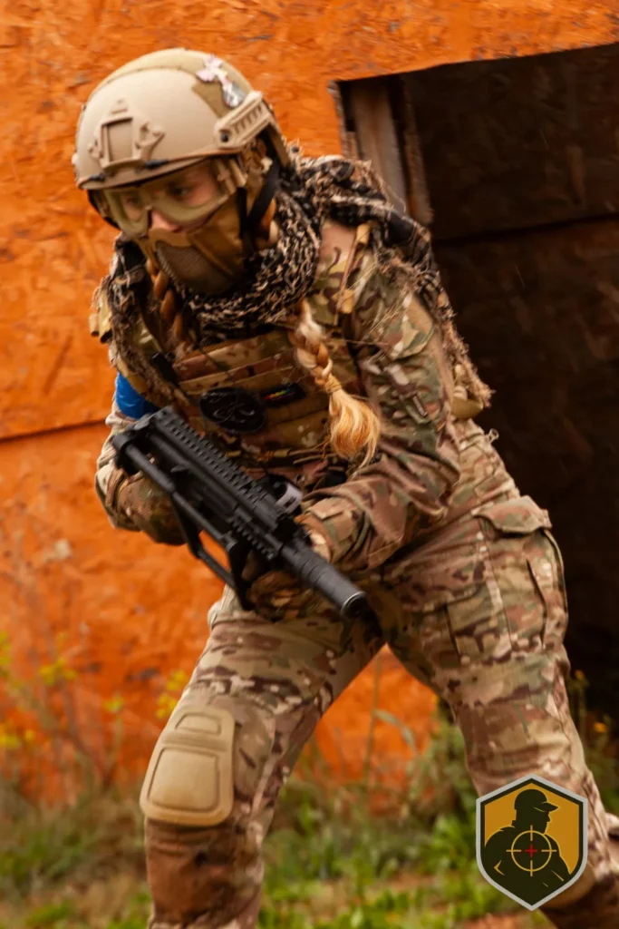 FugitivoTactico_Elysum_Mujeres-39